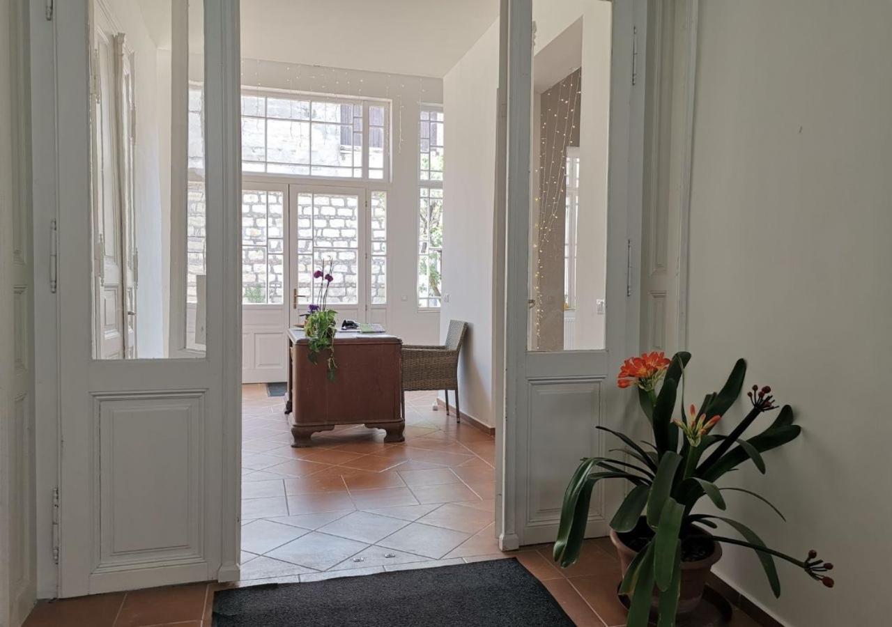 Villa Florencia Eger Exteriör bild