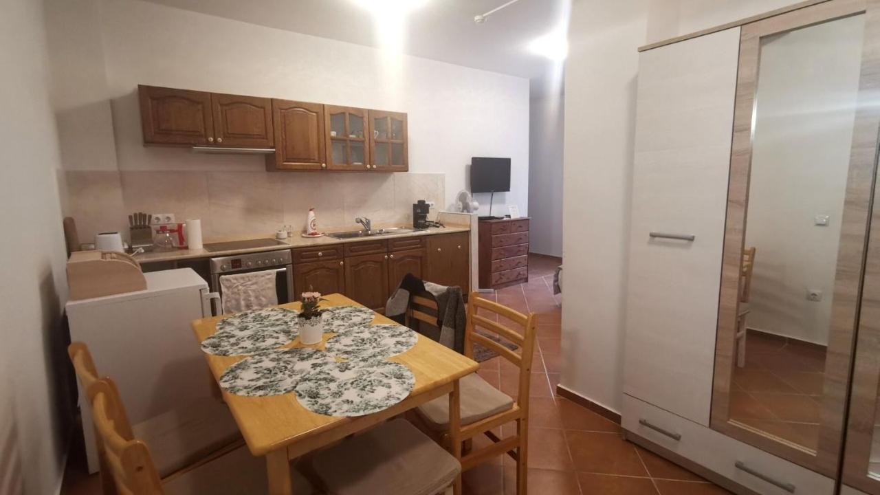 Villa Florencia Eger Exteriör bild